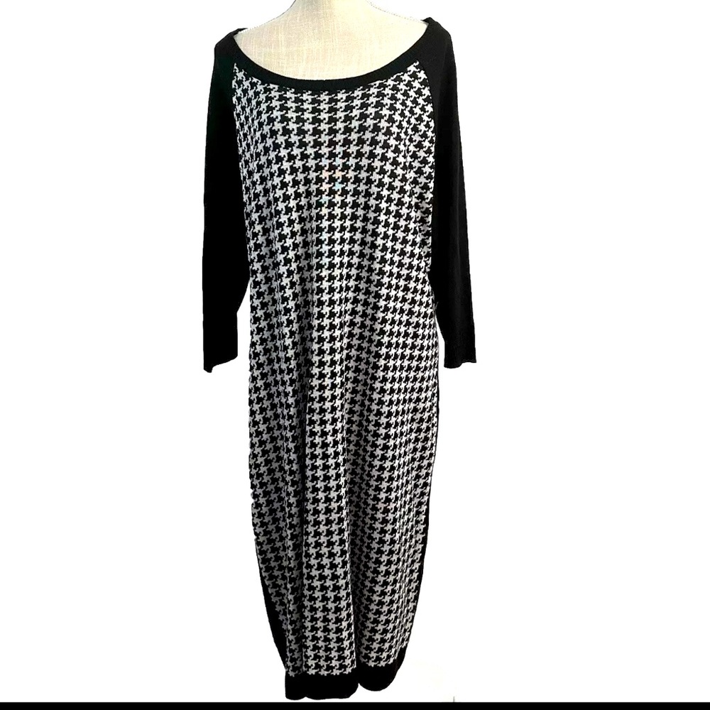 Ashley Stewart Houndstooth Black White Sweater Dress Size 22/24 NWT